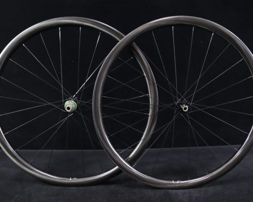 Llanta de carbono ST32 Disc para carretera y all-road, 23.5mm ancho interno, ligera y versátil — ST Wheels