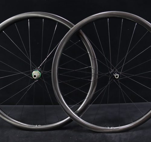Llanta de carbono ST32 Disc para carretera y all-road, 23.5mm ancho interno, ligera y versátil — ST Wheels